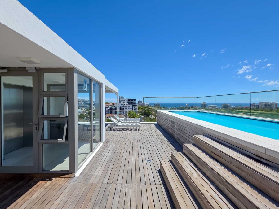 2 Bedroom Property for Sale in Green Point Western Cape